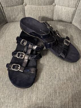 Vionic Sandals Womens 8 Blue Patent Slide Triple Buckle Comfort Orthotic MISA